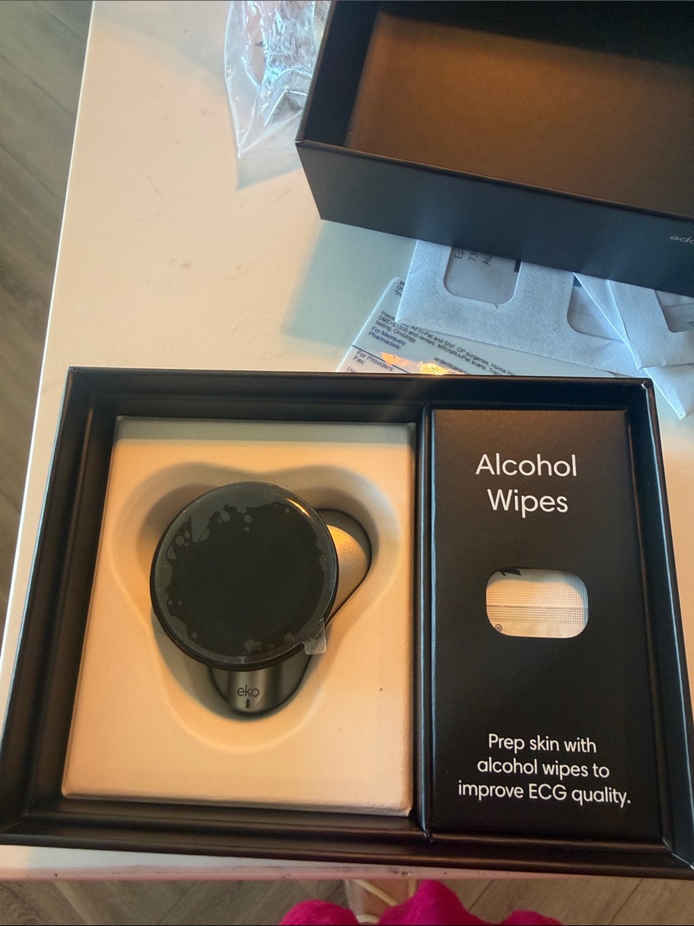 Black Wireless ECG Sensor with Alcohol Wipes